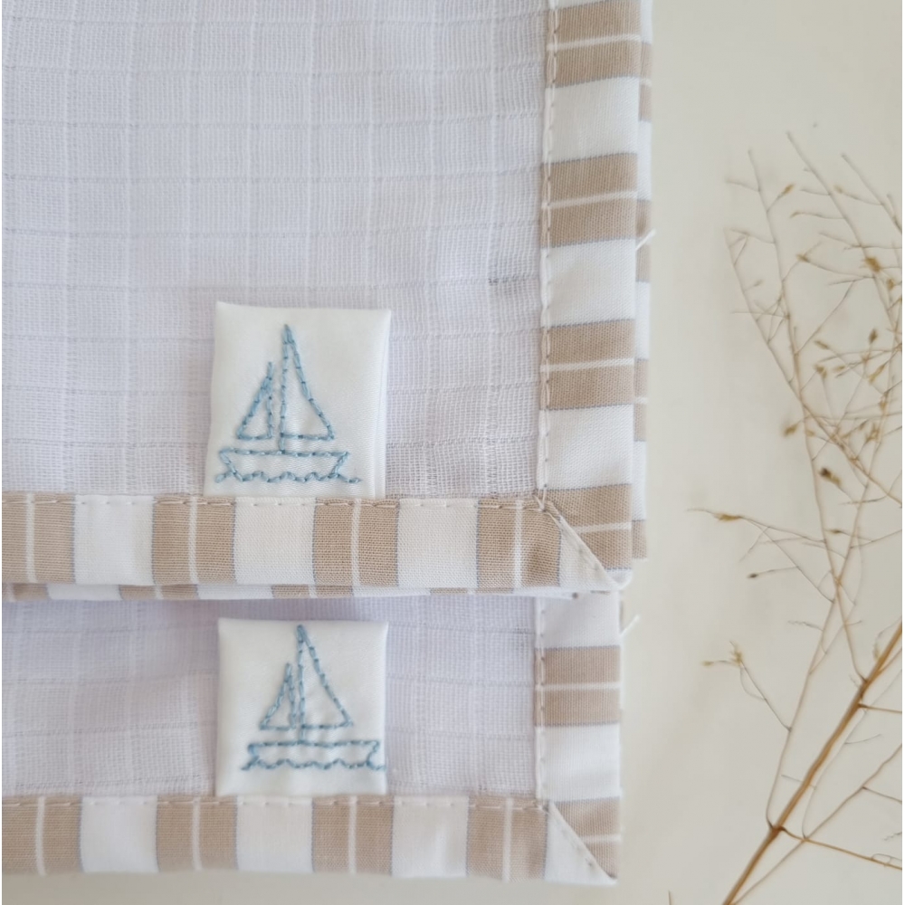 Dupla de toalhas de boca | Trama At the sea